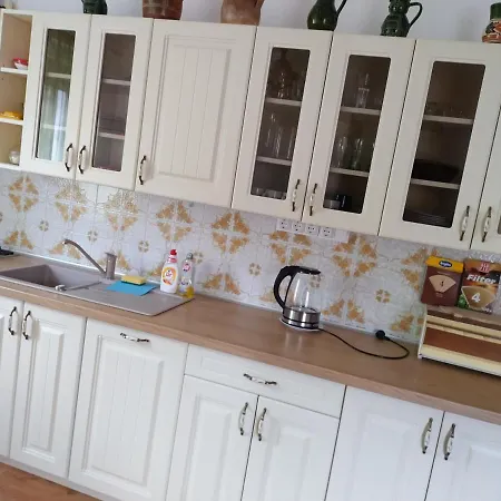 Homestay Ibolya Apartman